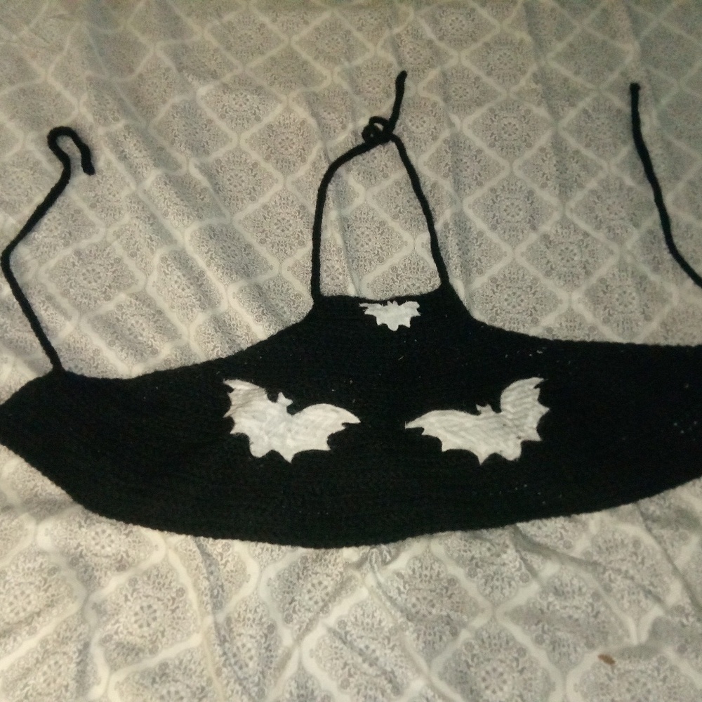 Hand crochet bat top